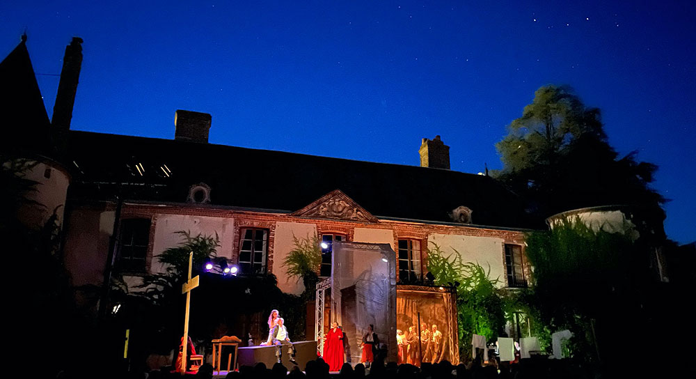 01-Festival-Fantazia-Chateau-de-Montigny-Perreux-Aout-2023.jpg