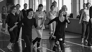 Stage de danse contemporaine (tous niveaux à partir de 12 ans) avec Giovanna Delorme Décauché (chorégraphe de la Compagnie Coïncidences)