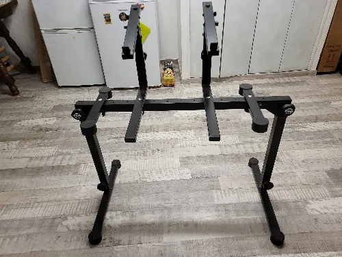 Vends support Clavier professionnel  K&M 18820 Omega Pro — visuel