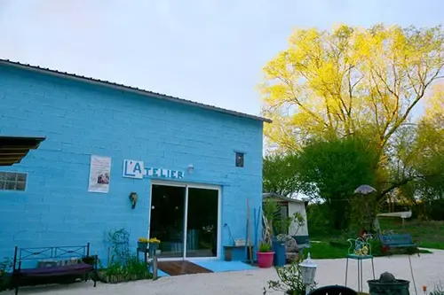 Découvrez la programmation du Théâtre de l'Atelier Bleu à Fontaines — visuel