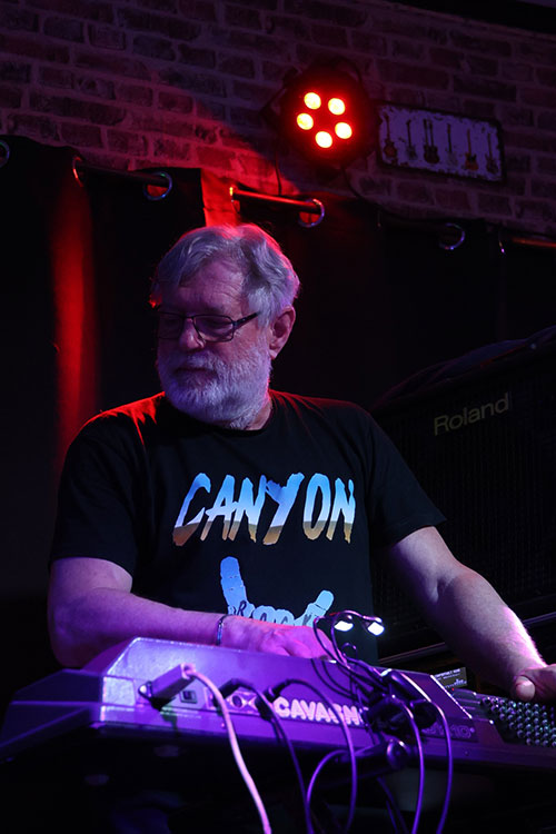 Philippe (clavier) / Photo : Sandrine Deschamps