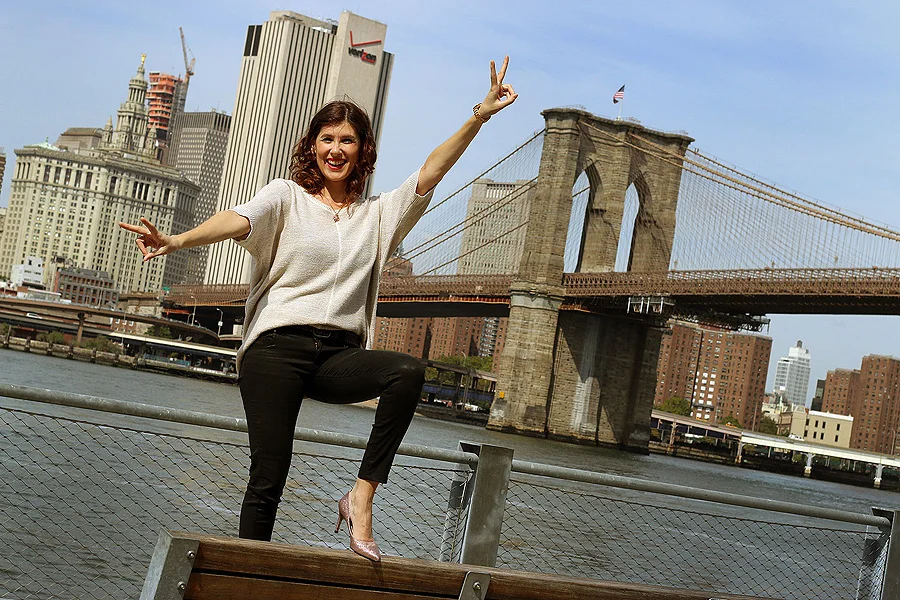 08-christelle-loury-new-york-devant-pont-de-brooklyn1