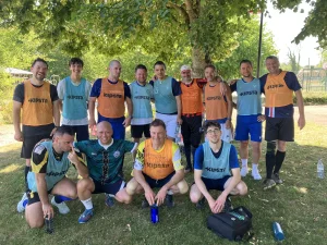Dimanche 14 juin 2026
Oranges 6-1 Bleus
Vieux contre jeunes