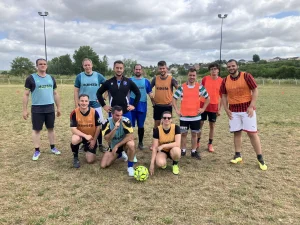 Dimanche 7 juin 2026
Oranges 4-3 Bleus
Jeunes contre moins jeunes