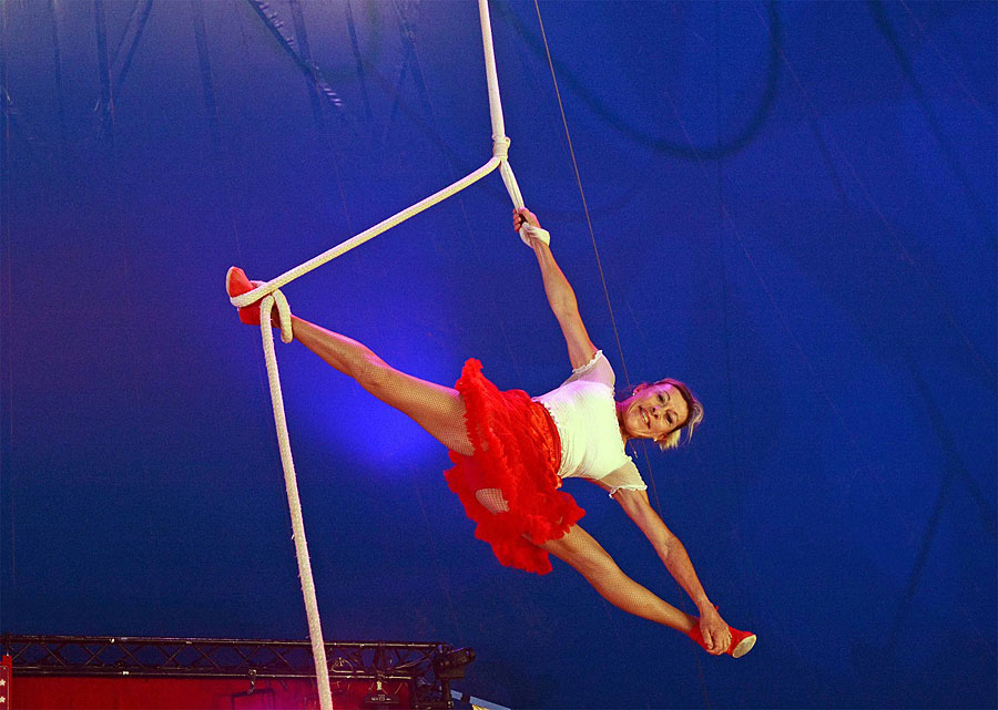 04-claire-corde-cirque-star-juillet-2021.jpg
