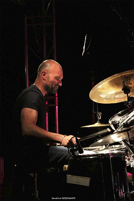 06-mickael-batteur-canyon-artiste-groupe-reprises-rock.jpg