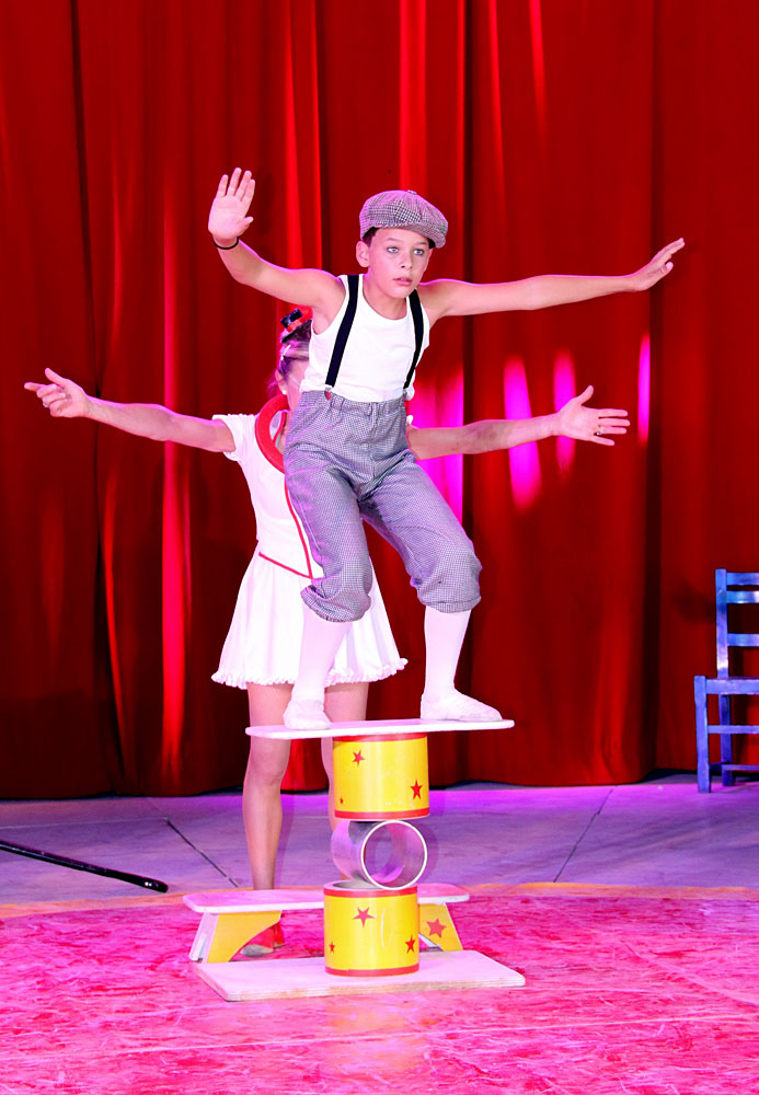 08-Tino-cirque-star-juillet-2021.jpg