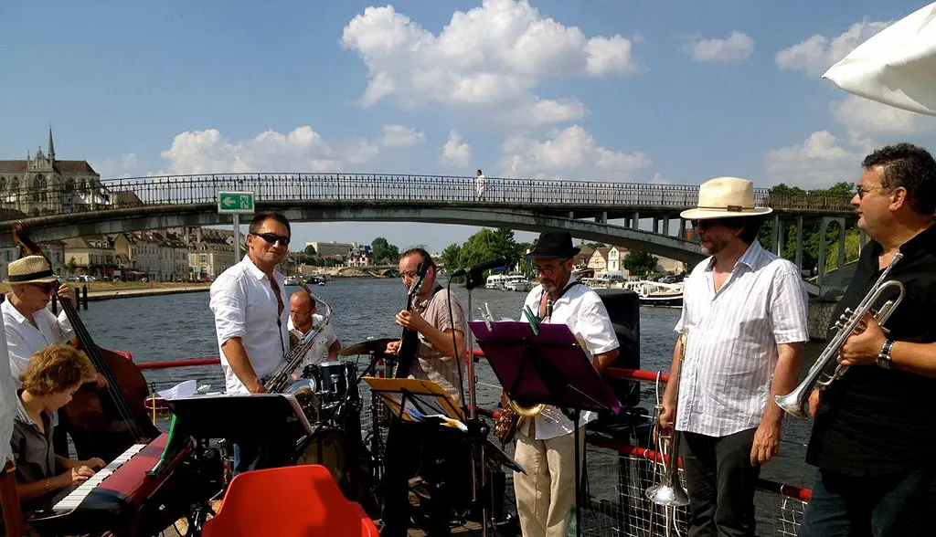 09-Accent-Jazz-Scene-des-quais2022.webp